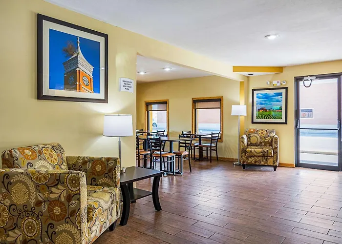Quality Inn & Suites Greensburg I-74