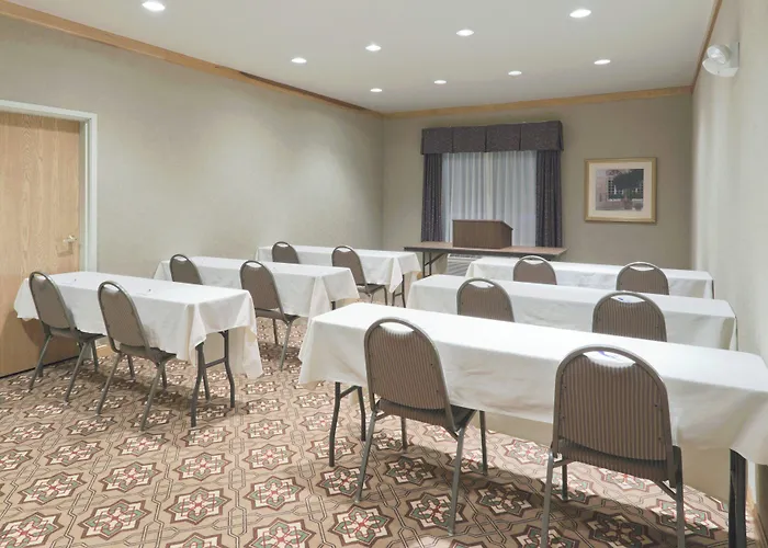 Holiday Inn Express Greensburg By Ihg